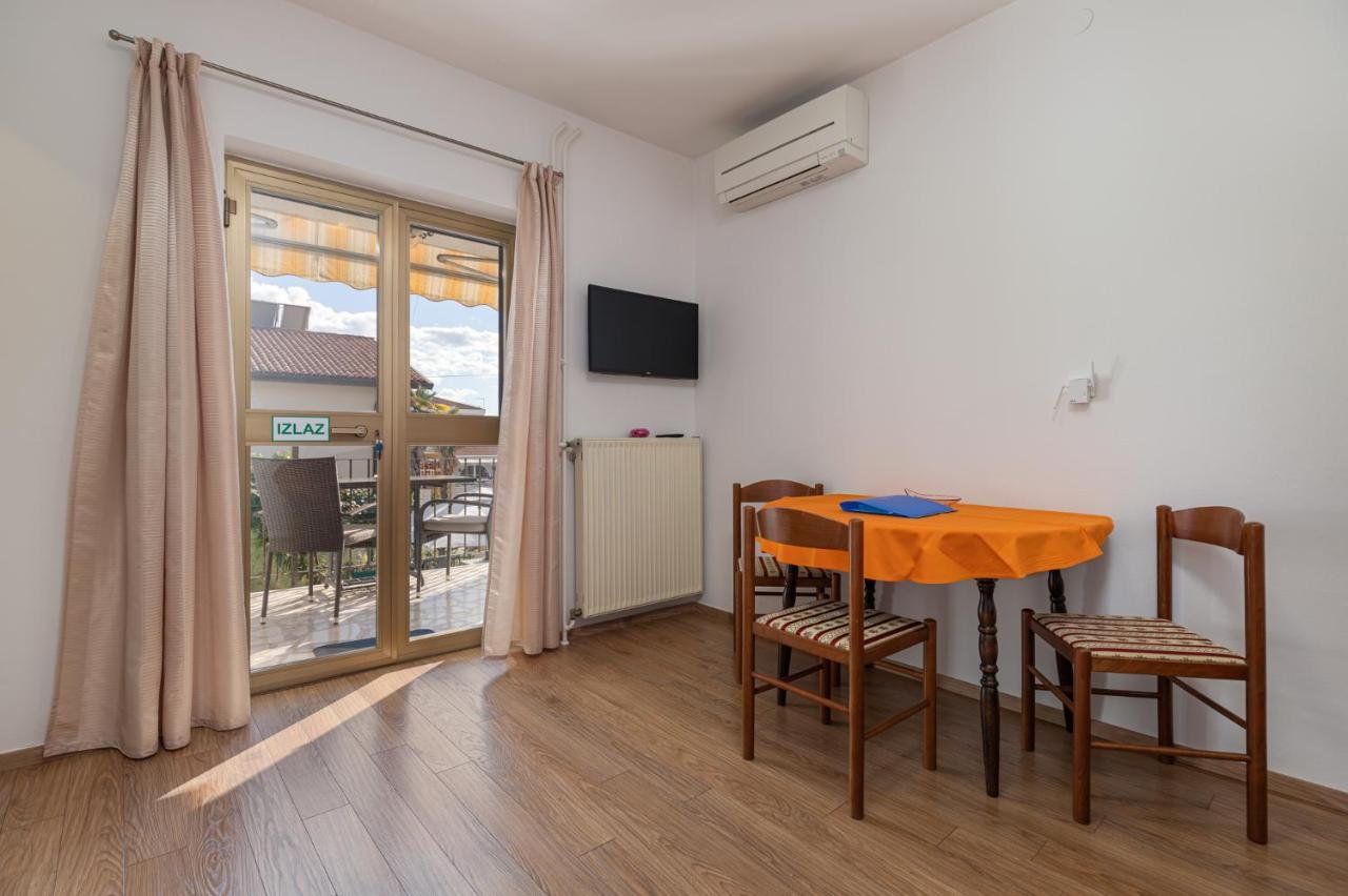 Mima Apartamento Poreč Exterior foto