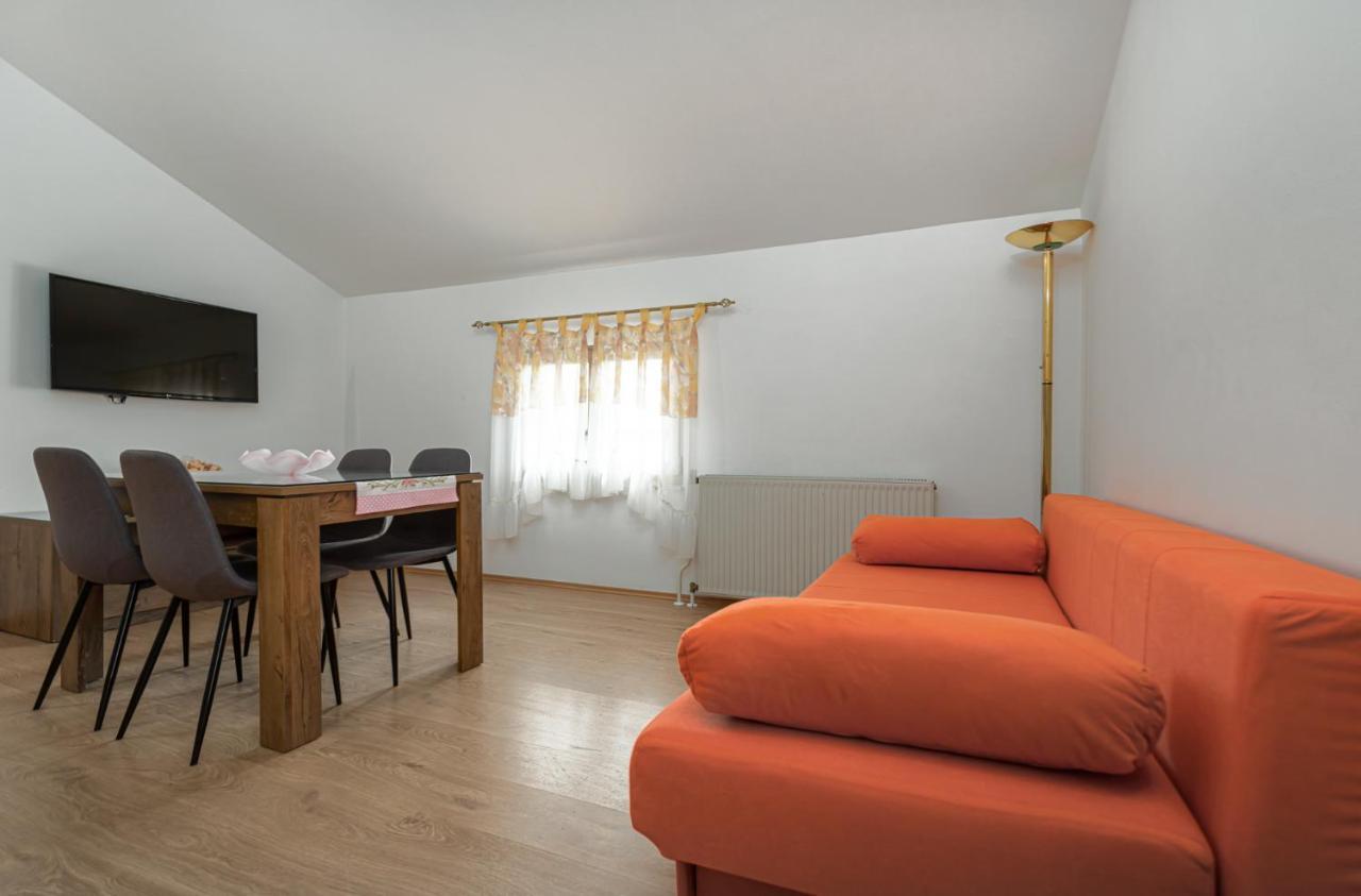 Mima Apartamento Poreč Exterior foto