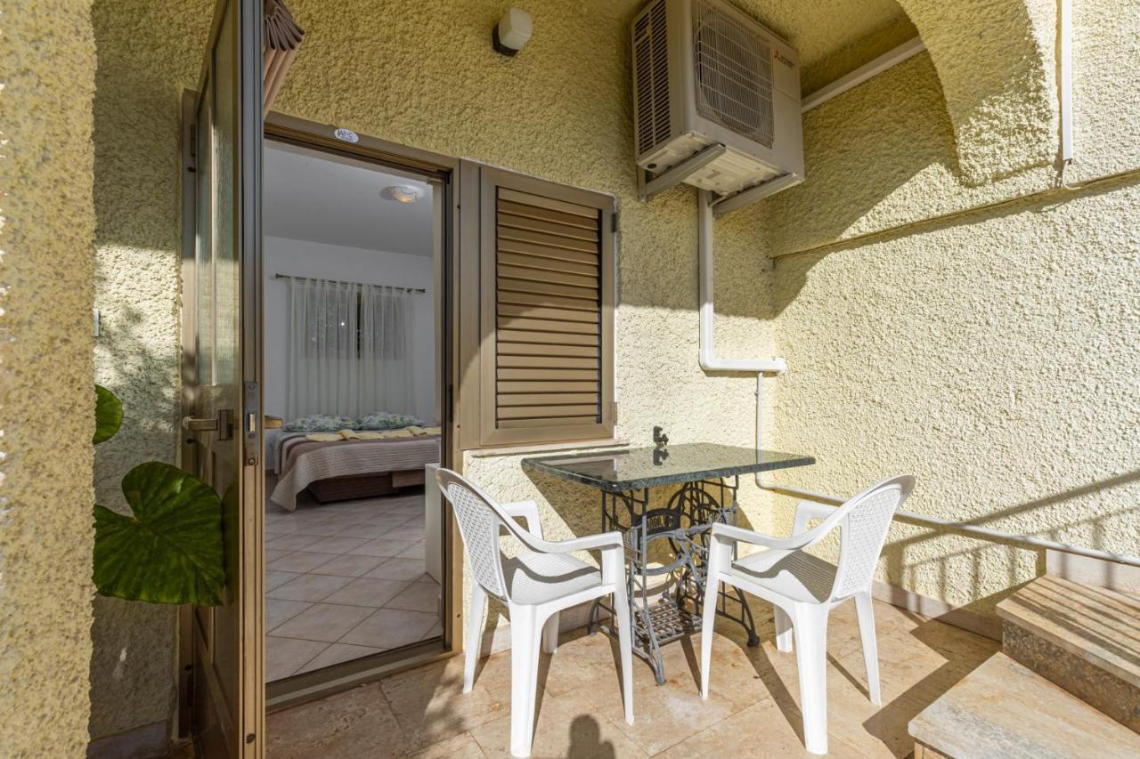 Mima Apartamento Poreč Exterior foto